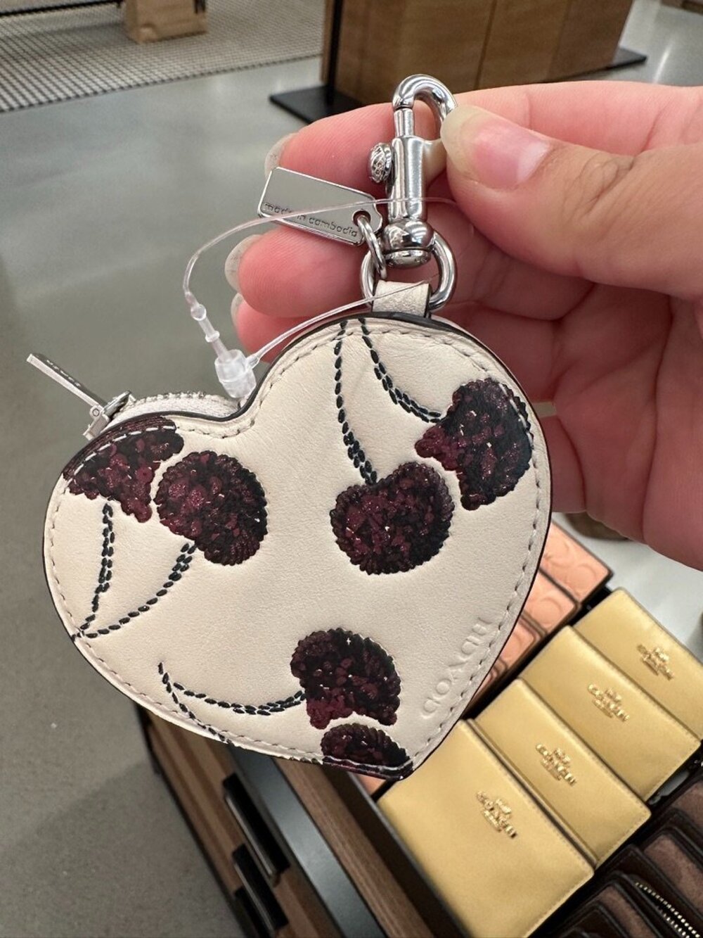 NWT Coach CDB55 Heart Bag Charm With Cherry Print Mini Coin Purse In Chalk Cream